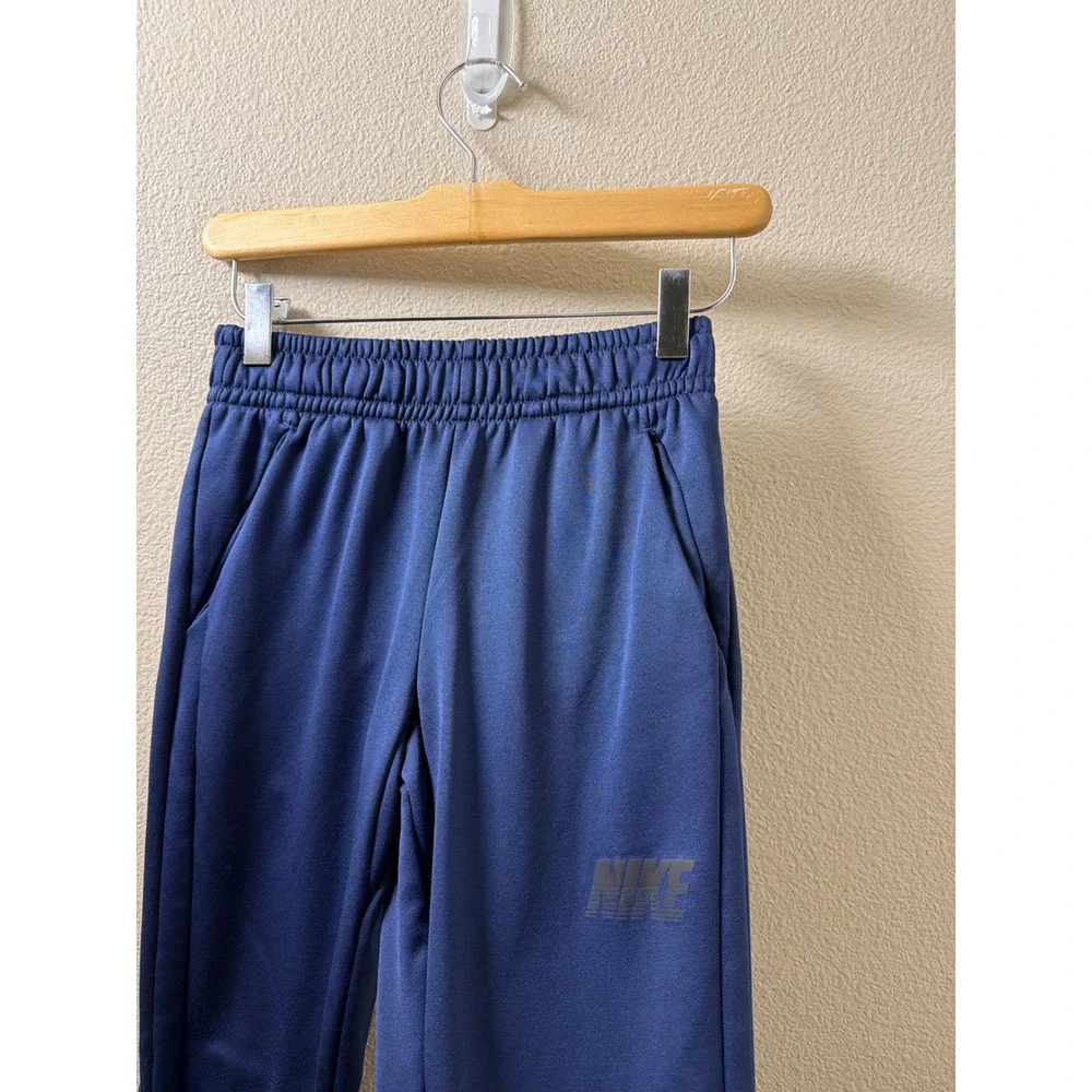 Boys Nike Drifit Sweats Size Small